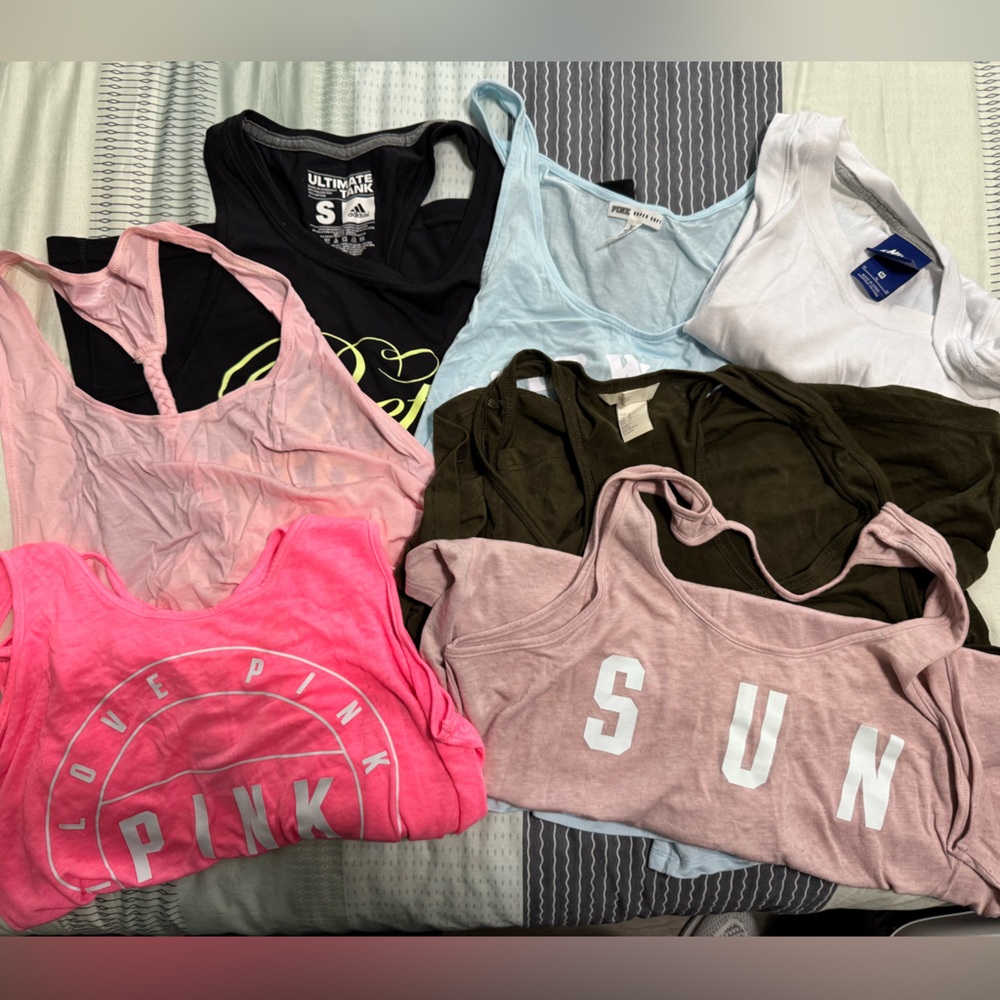 Lot of 7 tank tops